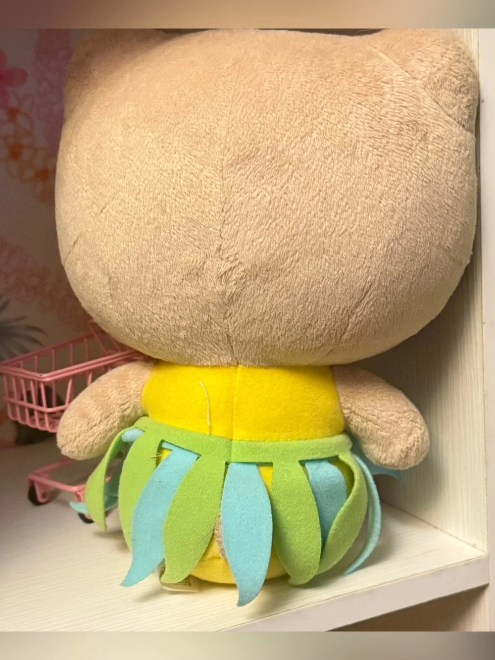 Sanrio y2k tan